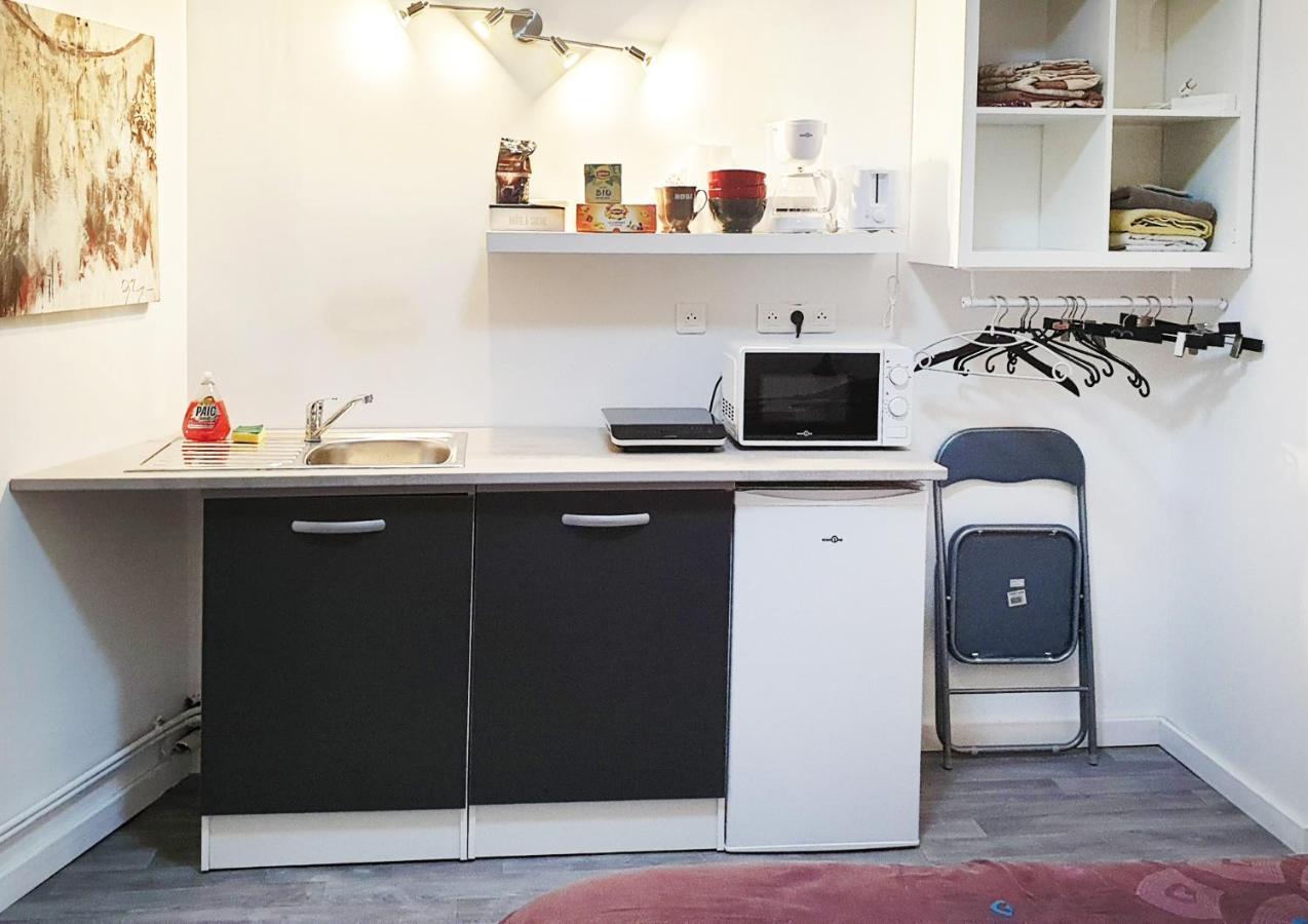 Vendegies-sur-Ecaillon Studio, Chambres, Appartement, Gite المظهر الخارجي الصورة