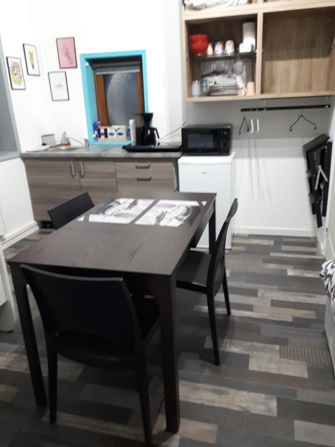 Vendegies-sur-Ecaillon Studio, Chambres, Appartement, Gite المظهر الخارجي الصورة