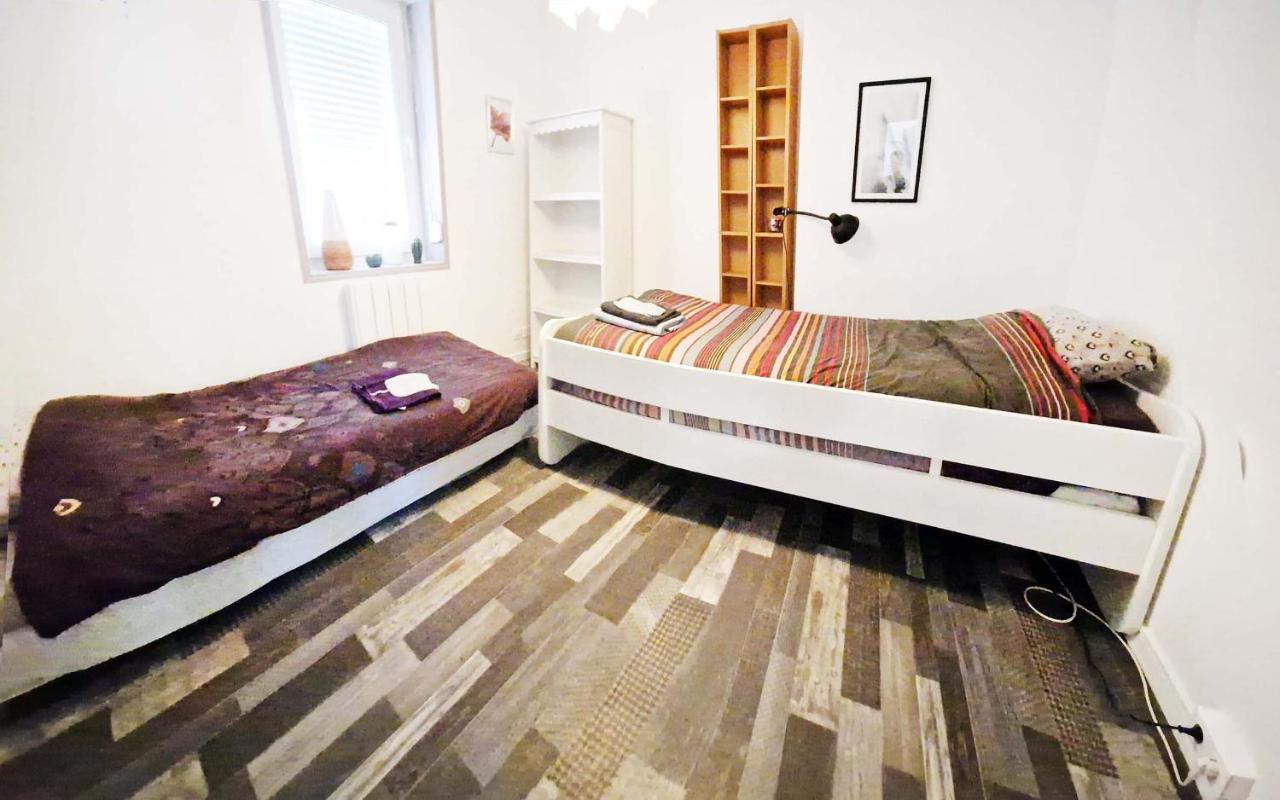 Vendegies-sur-Ecaillon Studio, Chambres, Appartement, Gite المظهر الخارجي الصورة